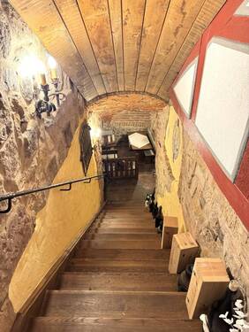Treppe z. Gewölbekeller - 