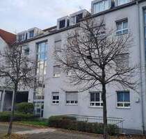 Gepflegte 3 Zimmer-Dachgeschoss Wohnung mit Loggia und TG-Stellplatz -BEZUGSFREI - Schwanstetten Schwand