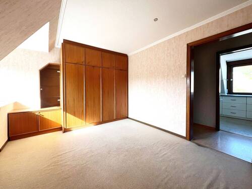 Sehr gute Raumaufteilung als Zweifamilienhaus - 