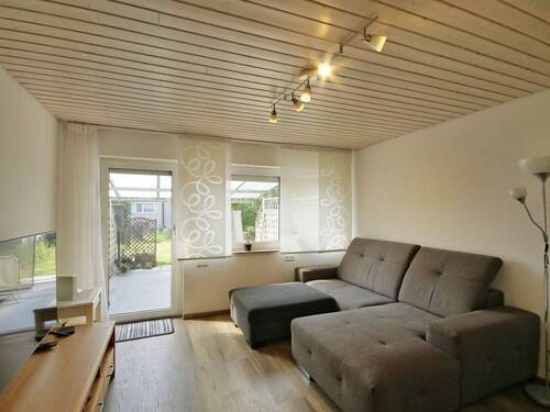 Bild 2 - 4 Zimmer Reihenmittelhaus zum Kaufen in Leonberg