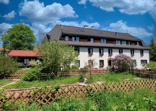 Gartenansicht Südseite - Landhaus-Hotel mit Nebenhaus & viel Grundstück