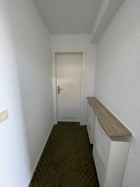 Flur - Etagenwohnung mit 46,00 m² in Flieden zur Miete