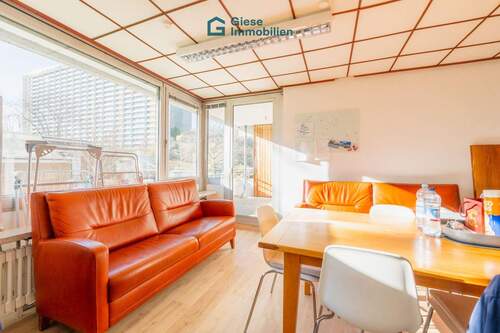 Bild 2 - 2 Zimmer Etagenwohnung zum Kaufen in Stuttgart