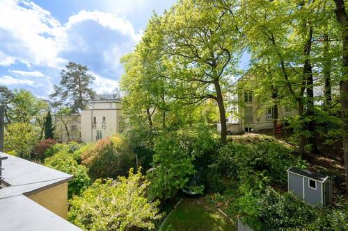 Ausblick Dachterrasse (DG) - 6 Zimmer Reihenendhaus zur Miete in Königstein im Taunus