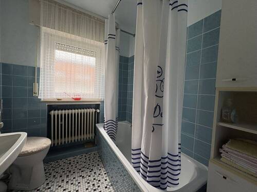 Badezimmer Erdgeschoss - 