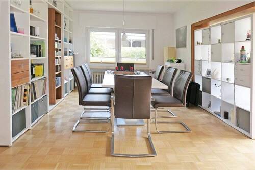 Offener Zugang vom Wohnzimmer zum Esszimmer - 