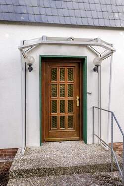 Hauseingang.jpg - 3 Zimmer Doppelhaushälfte in Hamburg