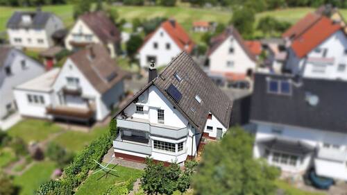 Außenansicht - Rückseite - 5 Zimmer Mehrfamilienhaus, Wohnhaus in Niestetal