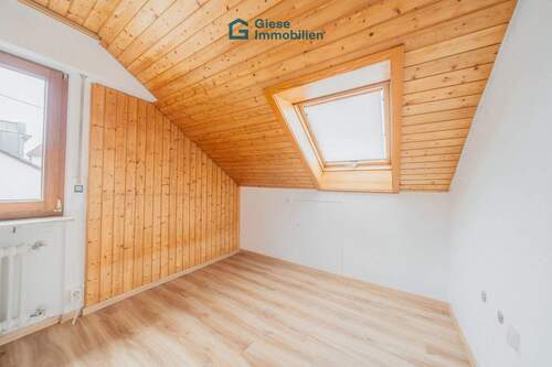 DG Kinderzimmer mit Fenster - 