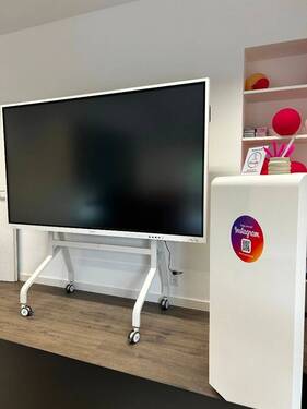 Digitale Whiteboards - Büro in Düsseldorf zur Miete