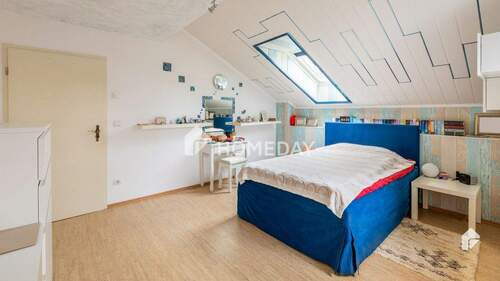 1. OG Schlafzimmer 2 2 - 