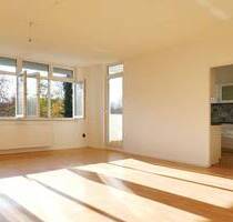 Keine Käuferprovision: großzügiges Wohnen mit, Wohnküche, Süd-Balkon, G-WC, Lift & TG-Stellplatz - Berlin Westend