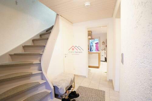 Flur - Doppelhaushälfte mit 97,00 m&sup2; in Tuttlingen / Nendingen zum Kaufen