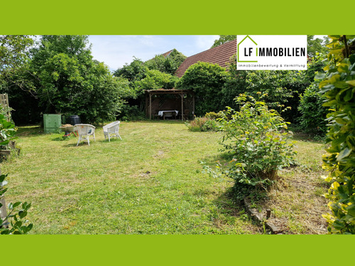 Platz für (Bau-) Träume - Seltene Gelegenheit: Schönes Baugrundstück in Steinmauern