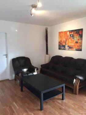 Wohnzimmer - 3 Zimmer Etagenwohnung in München-Bogenhausen