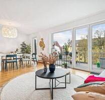 Großzügig & Lichtdurchflutet: Neuwertige 3-Zimmer-Wohnung mit Süd-Balkon & hochwertiger Ausstattung - München Schwabing-West