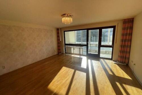 Wohn- Esszimmer - 