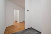 01_Flur - 