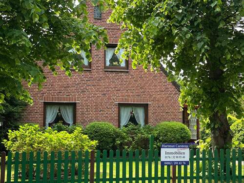 . - Einfamilienhaus mit 140,00 m² in Tating zum Kaufen