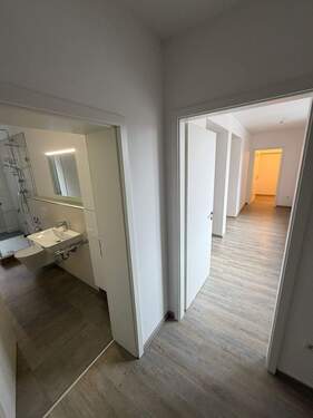 Eingangsbereich - 2 Zimmer Etagenwohnung zur Miete in Nürnberg