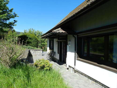 DSCN0038.JPG - Einfamilienhaus mit 120,00 m&sup2; in Saalfeld/Saale zum Kaufen