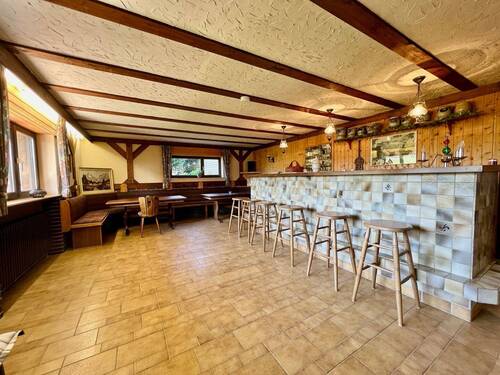 Ihre eigene Bar im Souterrain - 
