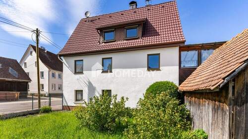 Außenansicht 5 - 6 Zimmer Einfamilienhaus in Tuningen