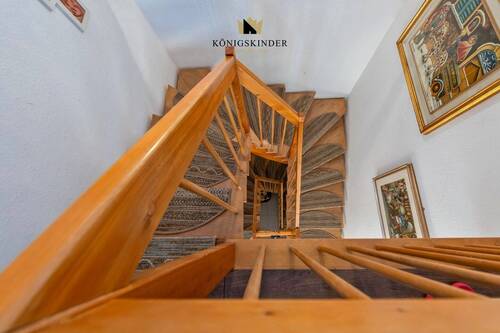 Treppenaufgang ins DG - 