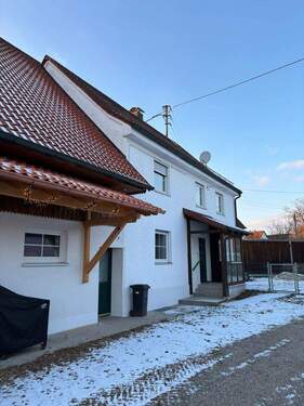 Hausansicht - 8 Zimmer Einfamilienhaus zur Miete in Landensberg