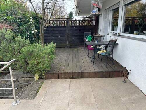 Terrasse vorne - 5 Zimmer Doppelhaushälfte in Heilbronn