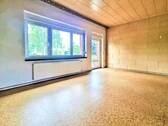 EG Wohnzimmer und Terrassentür - 