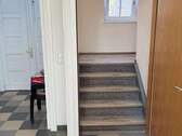 x02 Eingang Treppenhaus.JPG - 1 Zimmer Etagenwohnung in Stadland