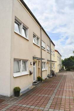 Reihenendhaus Front - 6 Zimmer Reihenendhaus zum Kaufen in Bad Vilbel
