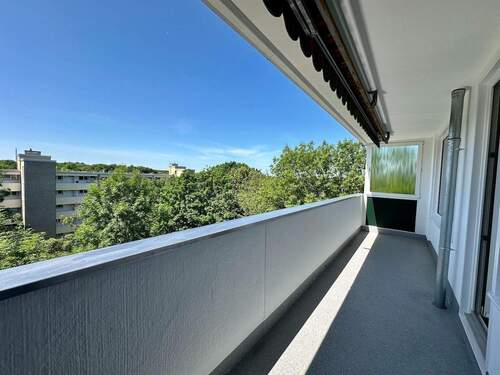 Balkon - Helle Dreizimmerwohnung in beliebter Wohnlage
