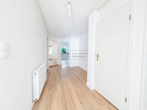 3 - Etagenwohnung mit 69,00 m&sup2; in Hamburg zum Kaufen