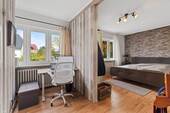 Erdgeschosswohnung Büro / Schlafzimmer - 