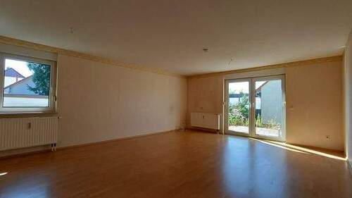 Wohnzimmer EG - 9 Zimmer Mehrfamilienhaus, Wohnhaus in Halberstadt