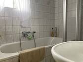 Badezimmer - Einfamilienhaus mit 140,00 m&sup2; in Brücken-Hackpfüffel zum Kaufen