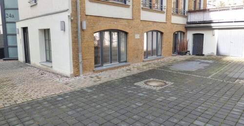 Hausansicht/ Wohnung - 