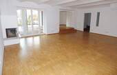 Wohnen mit Zugang Garten - Etagenwohnung mit 212,00 m&sup2; in Leipzig zur Miete