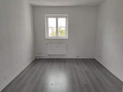 Wohnzimmer - Etagenwohnung mit 40,30 m&sup2; in Brandenburg an der Havel zur Miete