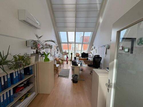 3 - Büro mit 800,00 m&sup2; in Lüneburg zur Miete