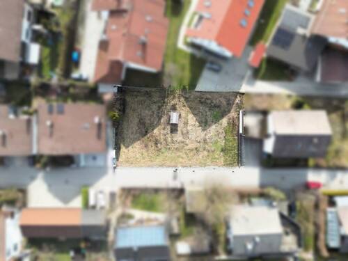 Bild 1 - Attraktives Baugrundstück in Großkarolinenfeld zu verkaufen - vielseitig bebaubar!