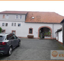 Wohnhaus mit 4 Wohneinheiten, 3 Garagen sowie diversen Nebengebäude in SLÜ-Gundhelm - Schlüchtern / Gundhelm