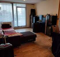 Freundliche, möblierte 2 Zimmer Wohnung mit Loggia in grüner Umgebung - Nürnberg Langwasser