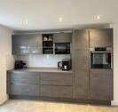 Hochwertige EBK - 
