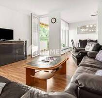 Hell, modernisiert und bezugsfrei: 4-Zimmer-Wohnung mit Weitblick & Dachterrassenzugang - Fürth Eigenes Heim