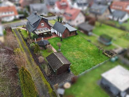 Drohnenfoto - 5 Zimmer Einfamilienhaus zum Kaufen in Lübbecke