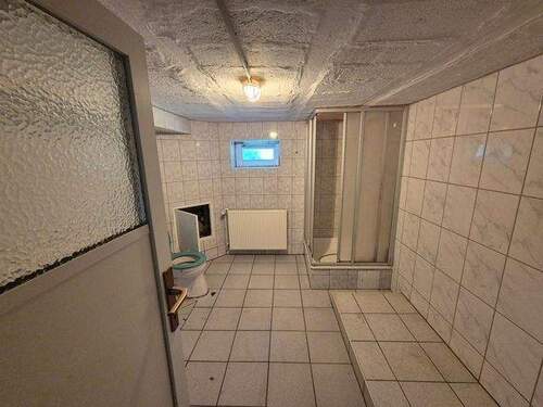 Bad im Keller - 