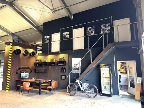 vordere Halle, Treppe z. OG - 